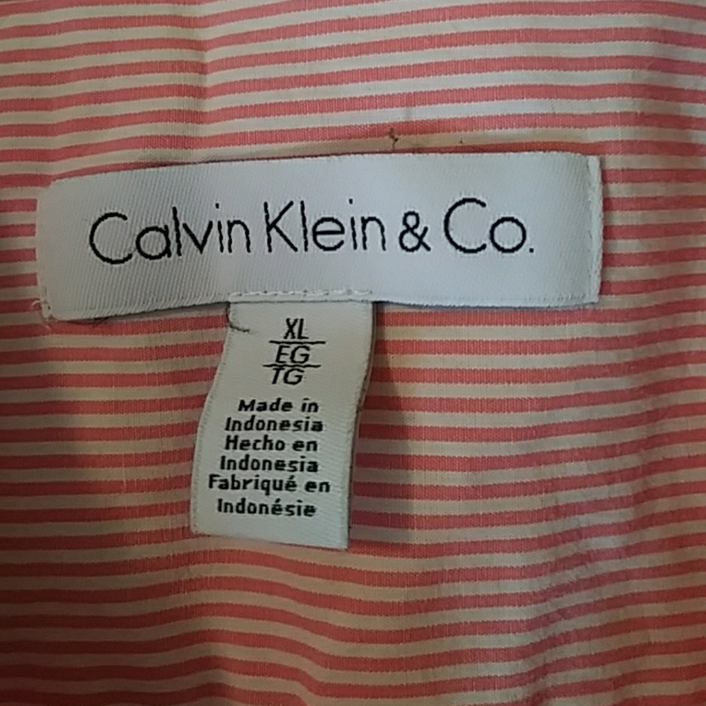 Checked long sleeve button down - Picture 2 of 3